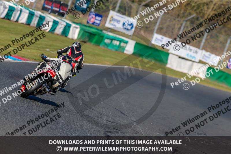 PJ Motorsport Photography 2018;enduro digital images;event digital images;eventdigitalimages;mallory park;mallory park photographs;mallory park trackday;mallory park trackday photographs;no limits trackdays;peter wileman photography;racing digital images;trackday digital images;trackday photos